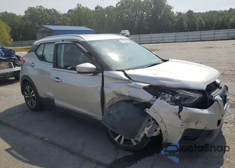 2019 Nissan Kicks S from USA, damaged, VIN 3N1CP5CU8KL519262